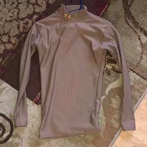 Under armor cold gear shirt